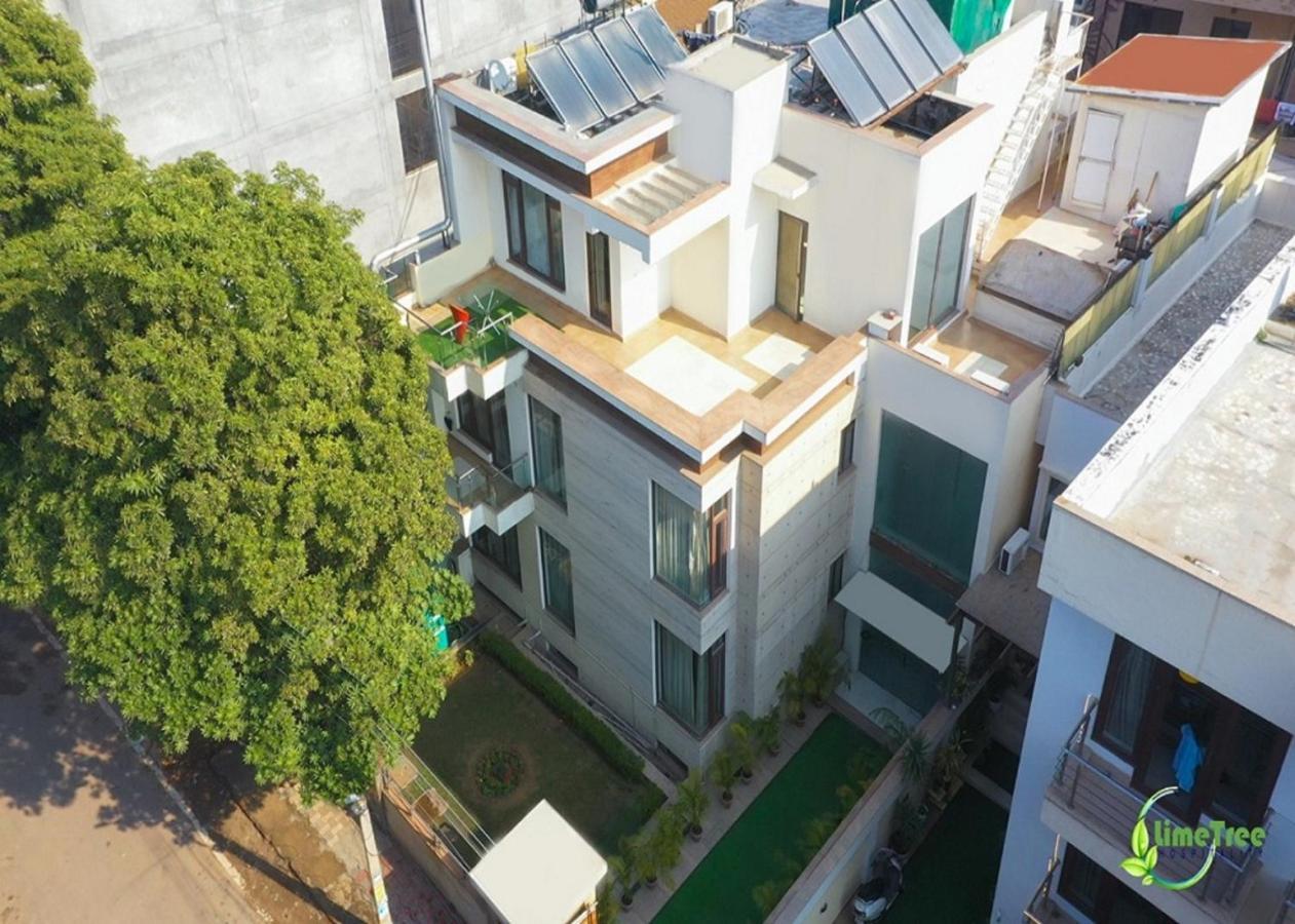 Lime Tree Hotel Sushant Lok Gurgaon Sector 29 Next To Iffco Chowk Metro Luaran gambar